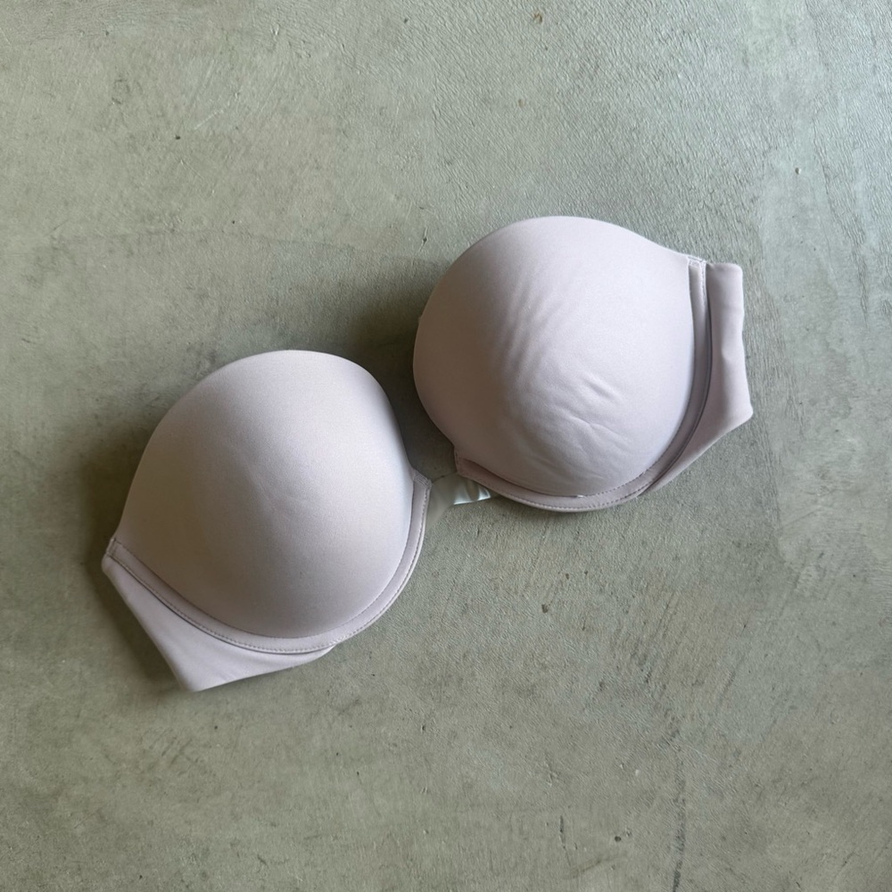 NWT Felina Cream Molded Foam strapless Bra Intimates Nude (36C)